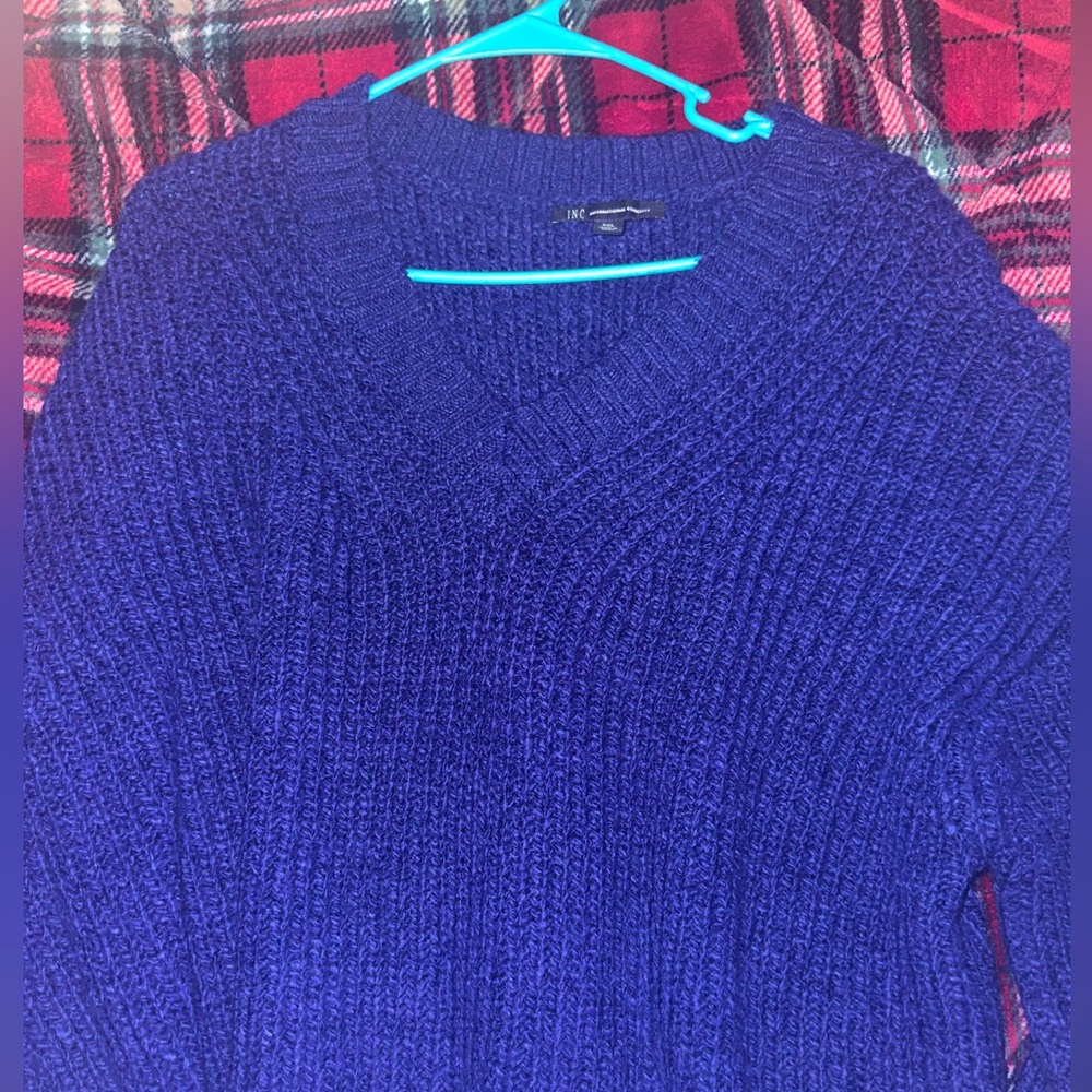 Royal Blue V Neck Sweater - NWOT🎊